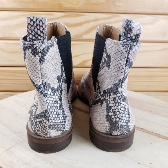 Lucky Brand Haylia 9 US Leather Snake Chelsea Booties Ankle Boots Pull-On NEW - Picture 3 of 9